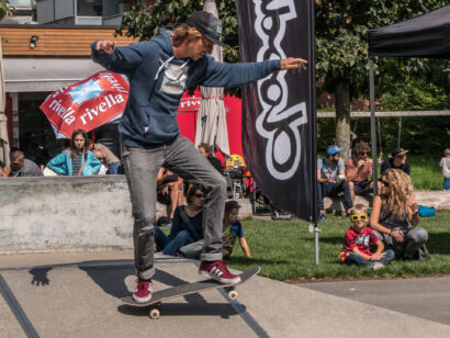 skateboard-1679-2