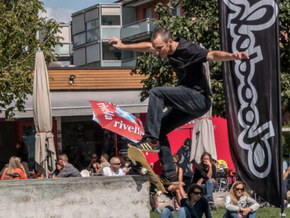 skateboard-1735-2