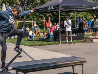 skateboard-2410