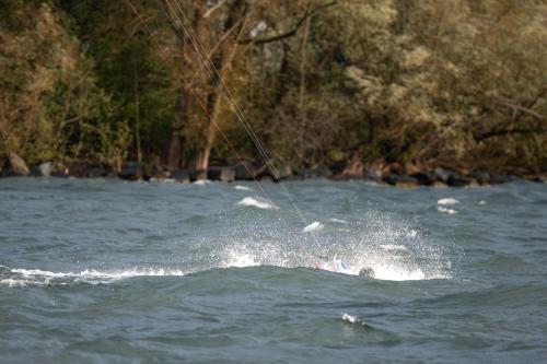 02-Skite-Surving