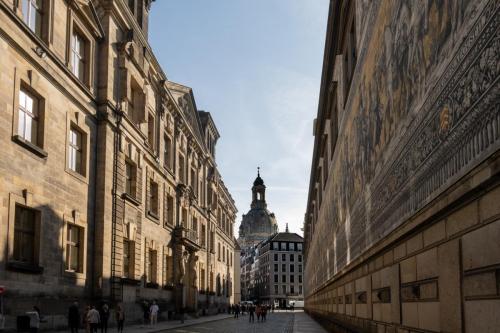 8000Dresden-Strassen-Lausitz-2022-2642